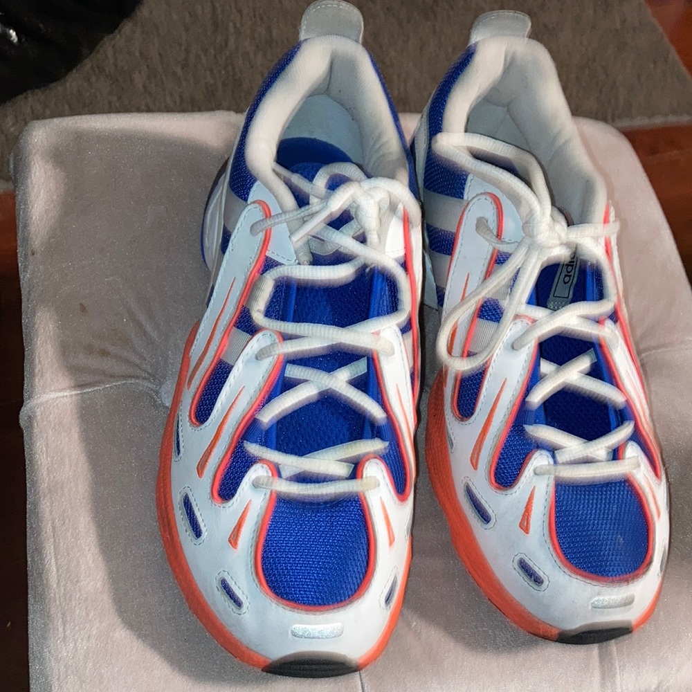 Mens adidas’s size 9.5